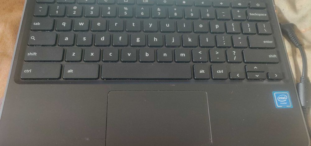 Acer Сhromebook ноутбук новый/12"HD/Intel 2.5GHz DDR4/4GB SSD 16gb