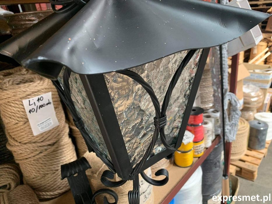 Metalowa Lampa ręcznie kuta wisząca , zewnętrzny kinkiet  kuty Kowalst