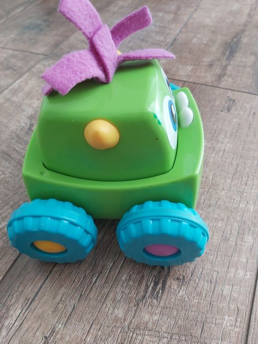 Fisher- Price Odjazdowy Stworek Nacisnij i jedź