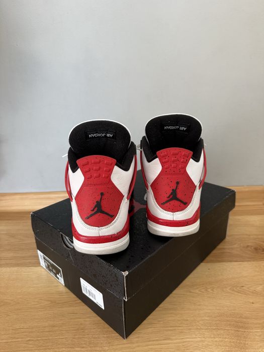Jordan 4 red cement