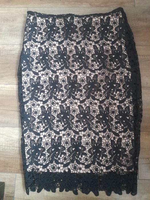 Nowa spódnica koronkowa Atmosphere