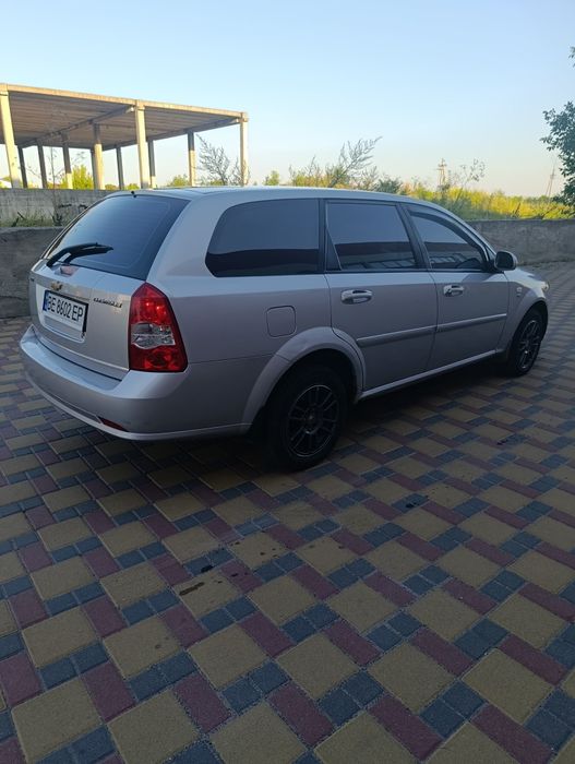 Chevrolet Lacheti 1.8 газ/бензин.