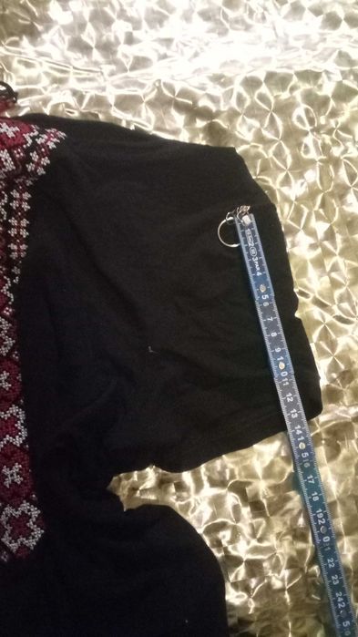 Вышиванки б/у, ОЛХ доставки нет