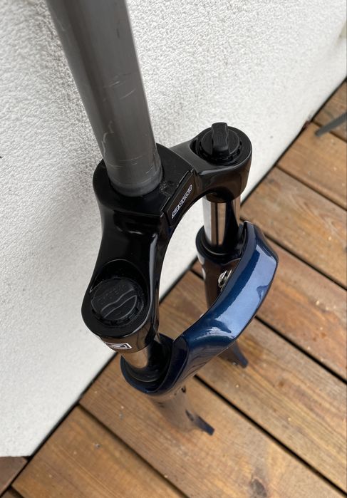 Amortyzator rowerowy SR Suntour NVX30