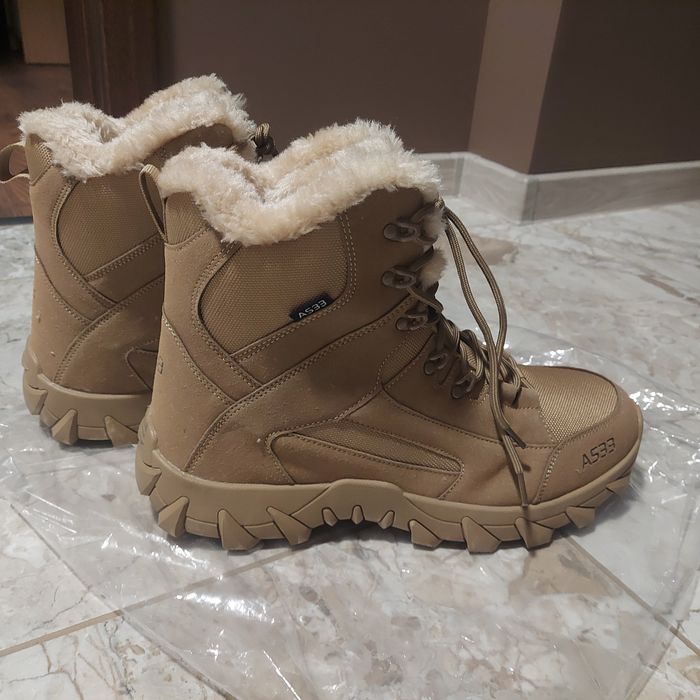 Buty taktyczne, trekingowe, turystyczne zimowe.