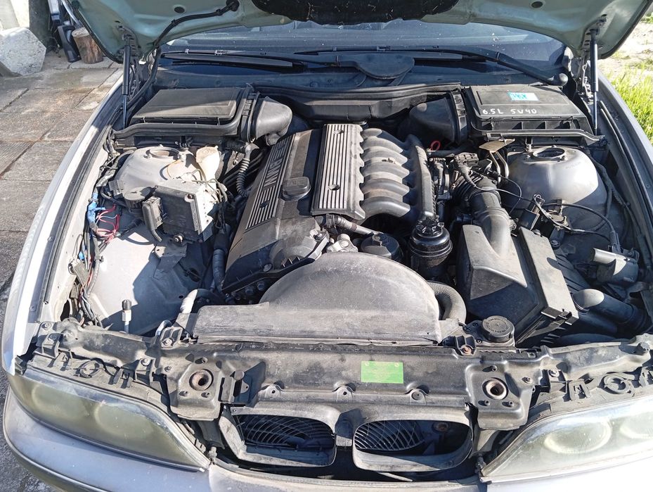 BMW E39 2.0 Benzyna