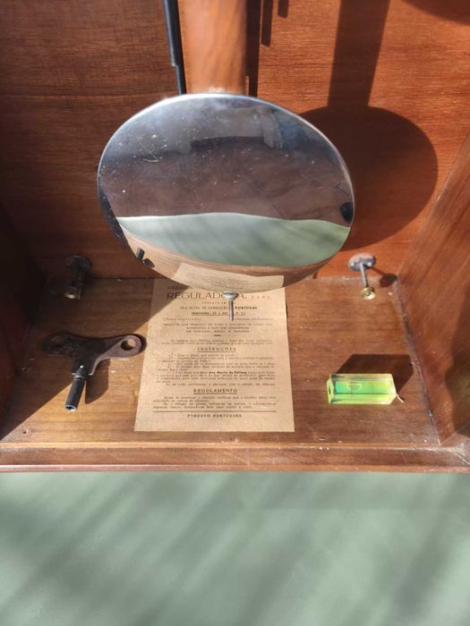 Relógio de Parede REGULADORA |