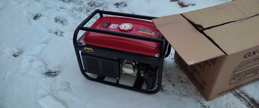 Продам бензиновий генератор на 7000W