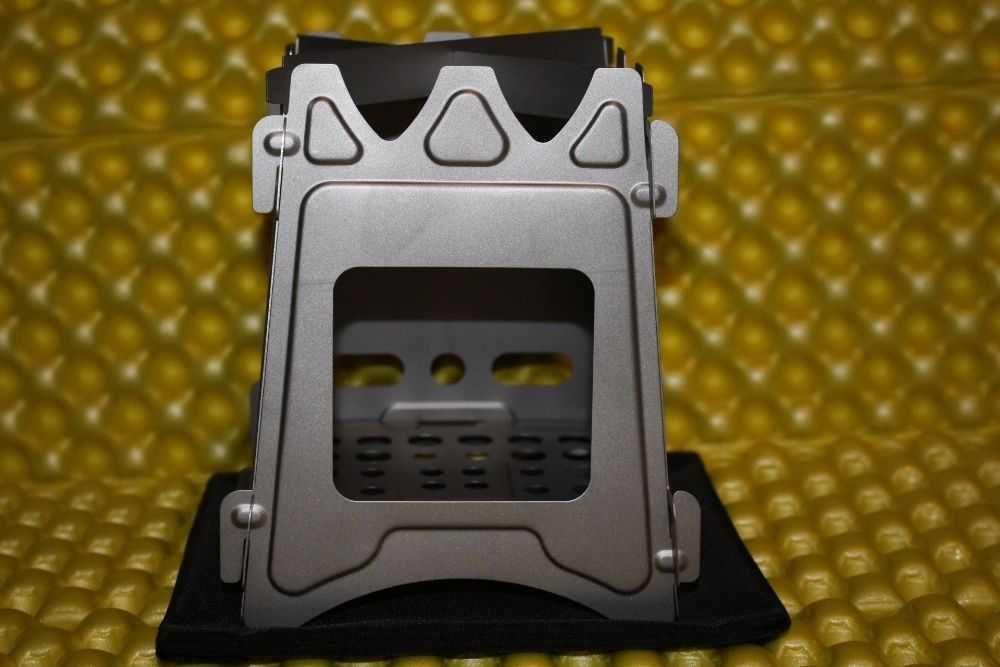 Титановая печка на дрова щепочница из титана. Титанова щепочниця пічка