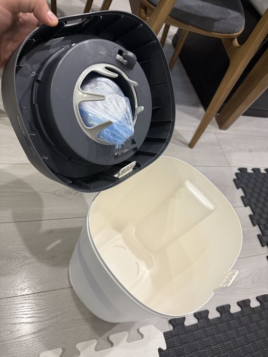 Накопичувач  підгузків Tommee Tippee