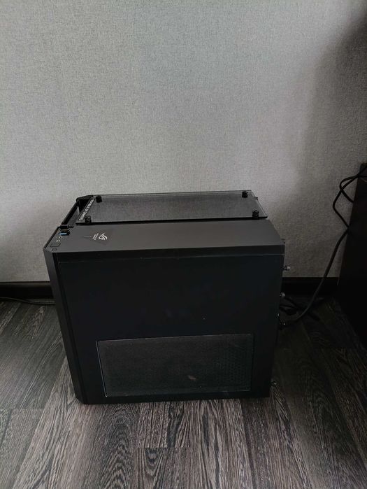 Ігровий пк corsair 280 rgb ryzen 5 rx5700xt ssd 1tb