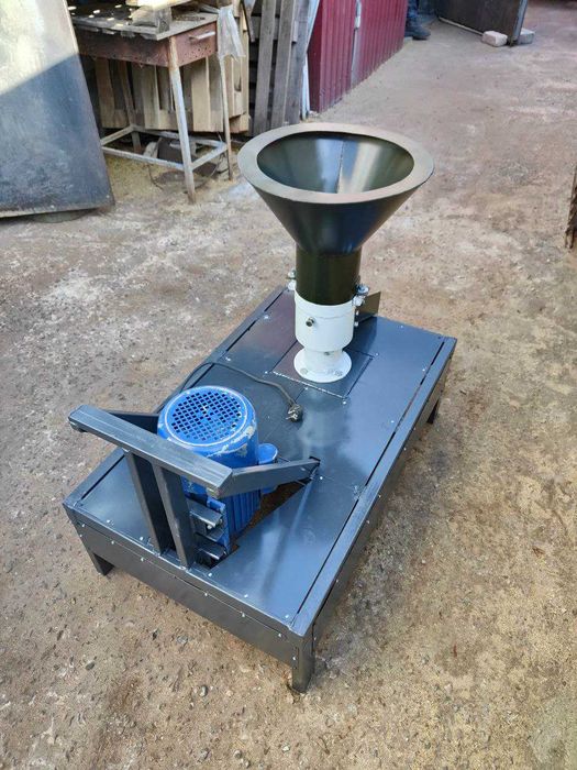 Гранулятор 150 матриця 220/380 для тирси тирси Сосна, Дуб 55 кг/год