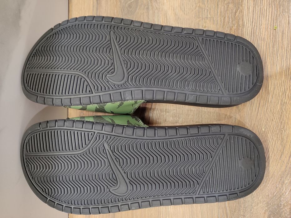 Шльопанці фірмові  Nike