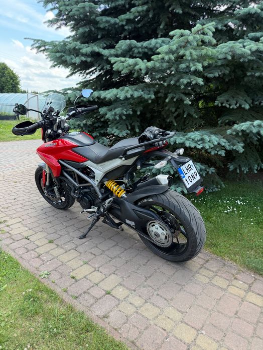 Ducati Hyperstrada 821