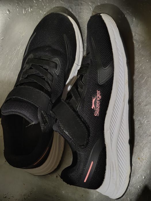 кросівки на дівчинку Slazenger р.33