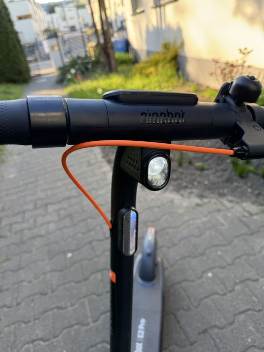Hulajnoga elektryczna Ninebot E2 Pro w BARDZO dobrym stanie