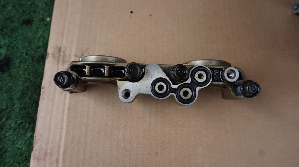 Hyundai i30 i40 Tucson III Kia Ceed Sportage IV 1.6 GDI GF4D mostek stopka mocowanie walkow rozrzadu