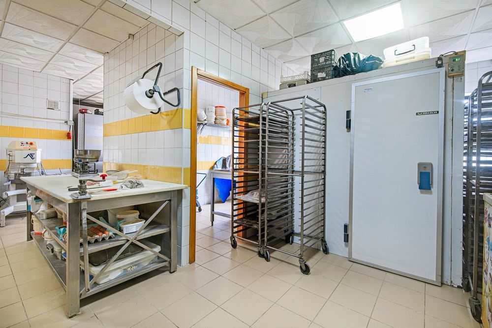 Trespasse de Padaria e Pastelaria com Fabrico próprio em Viseu