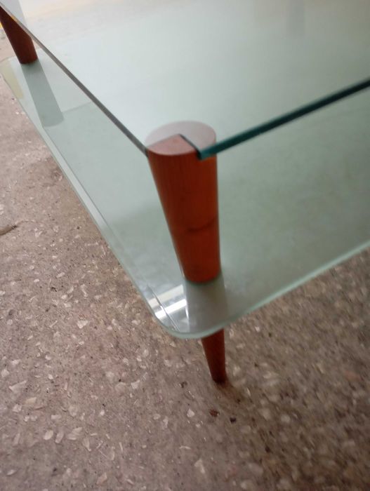 mesa de vidro de sala de estar