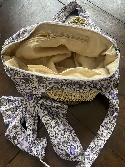 Torba -plażowa na ramię pleciona na zamek z kokardą własnej roboty.