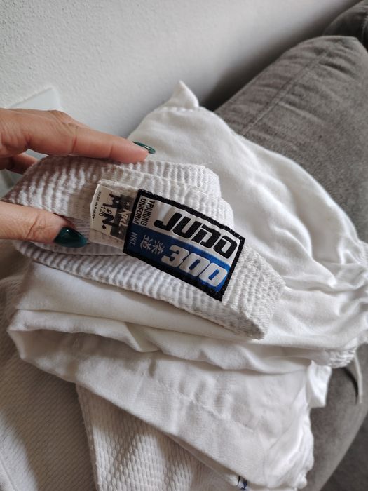 Fato de Judo criança tamanho 100