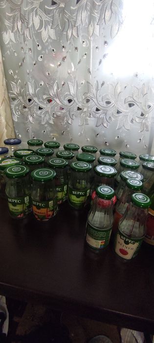 Банки з закруткой разные, разной формы очень много, скидка