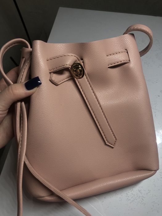 Жіноча сумка.   .