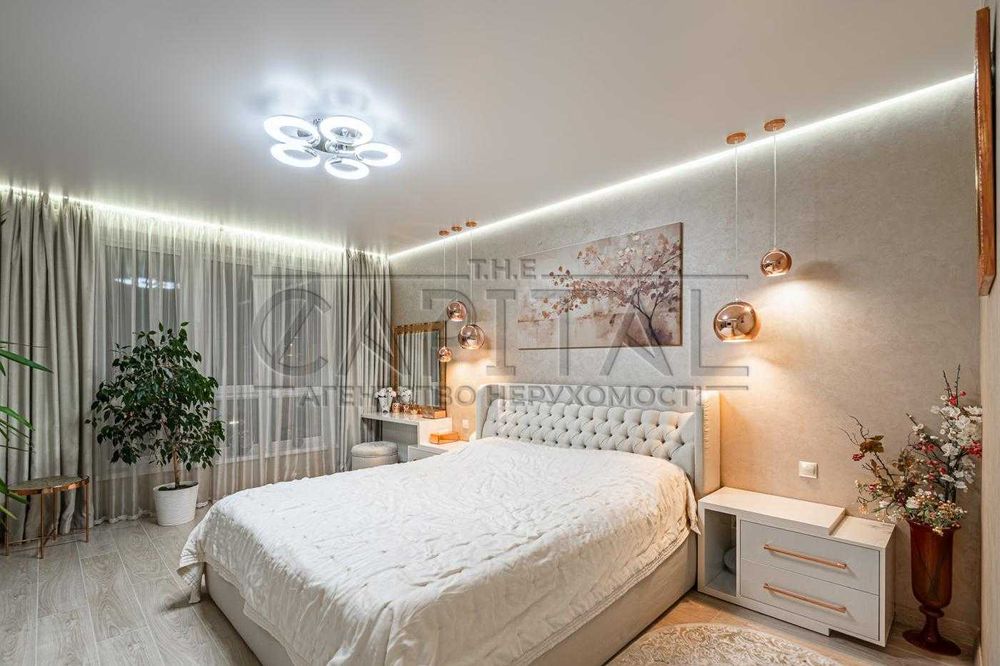 Продаж АВТОРСЬКОЇ 3 кімнатної квартири ЖК Кришталеві джерела Голосієво