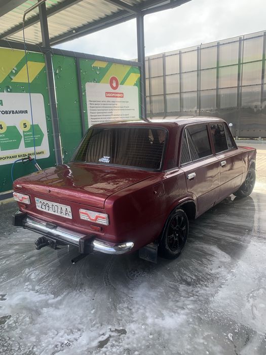 продам ваз 21011