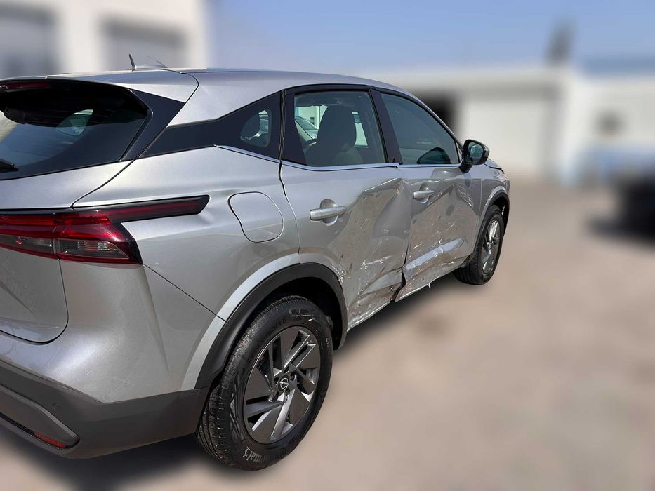 NISSAN Qashqai III (J12) 1.3 DIG-T 140 cv de 2023 Salvado