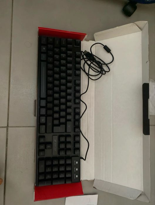 Teclado Gaming Nplay - Retroiluminado - Anti-Ghosting