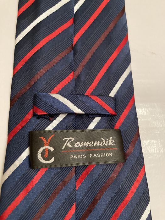 Продаю новые  фирменные галстуки, Отличного качества, и бренда.