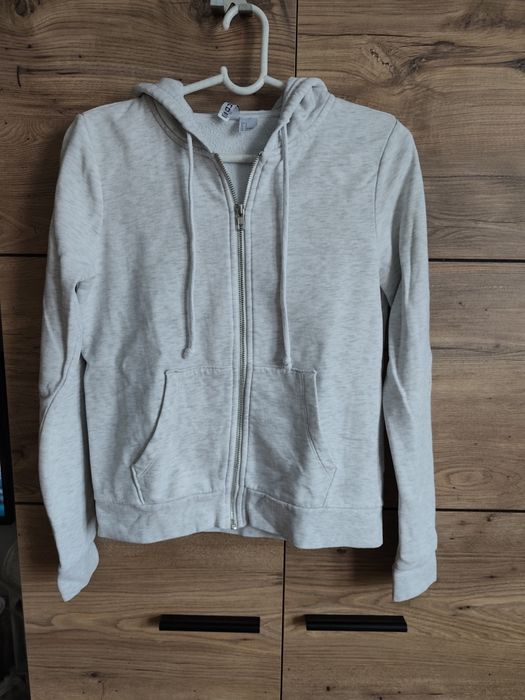 Divided by H&M S szara bluza z kapturem ocieplana na zamek