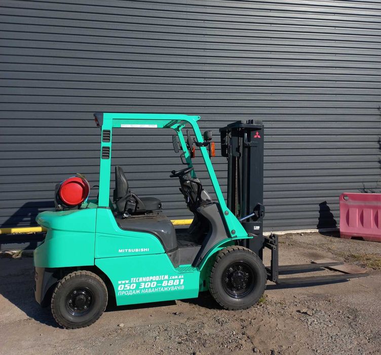 Японський вилковий навантажувач Mitsubishi FGE25T 2008