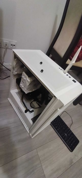 Komputer gamingowy, ryzen72700x,Rx6500,16gb, 1500gb ssd