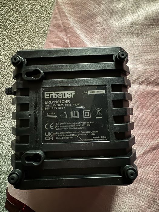 Wyrzynarka akumulatorowa Erbauer G2  ERI1088JSW  18V.