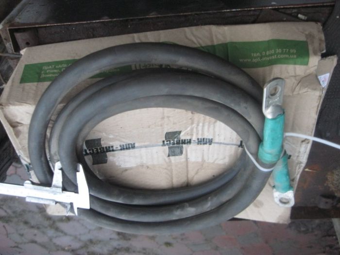 спотер з кабелем