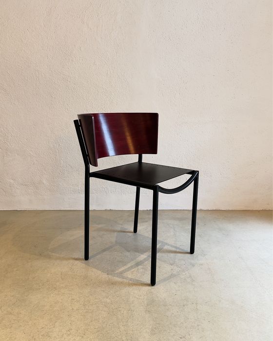 Versão RARA cadeira “Lila Hunter” de Philippe Starck