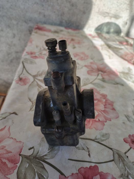 Продам Карбюратор к62