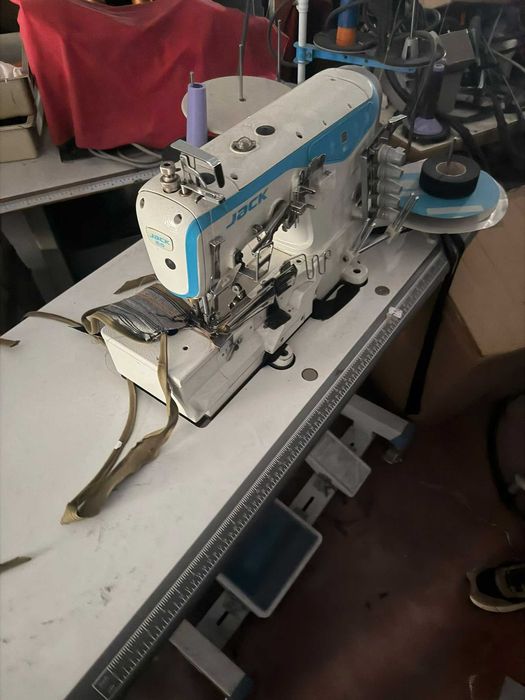 Máquinas de Costura Industrial - Máquina de Clorete