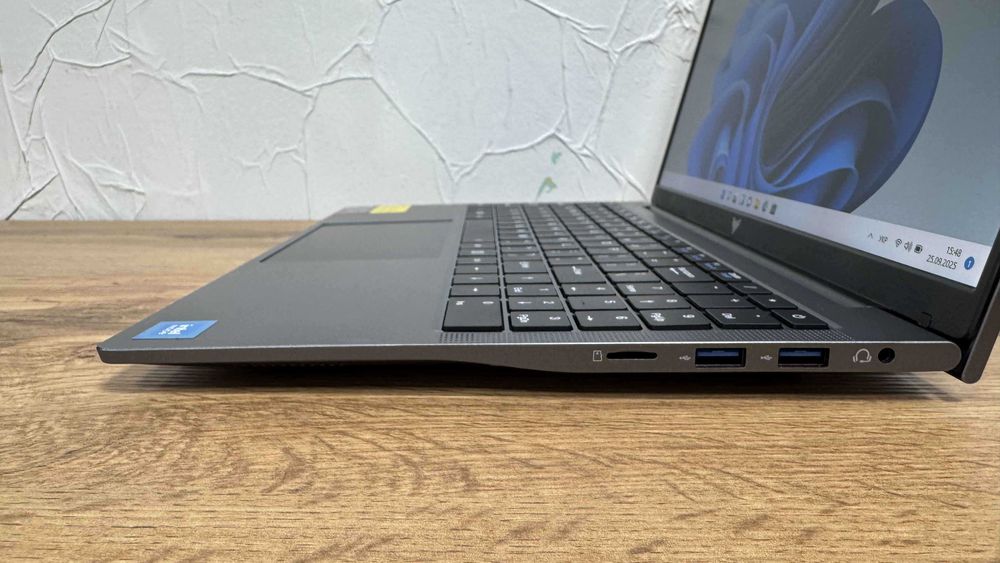 AOC LX15 – Intel N97, 16GB RAM, DDR4, 512GB M.2 SSD