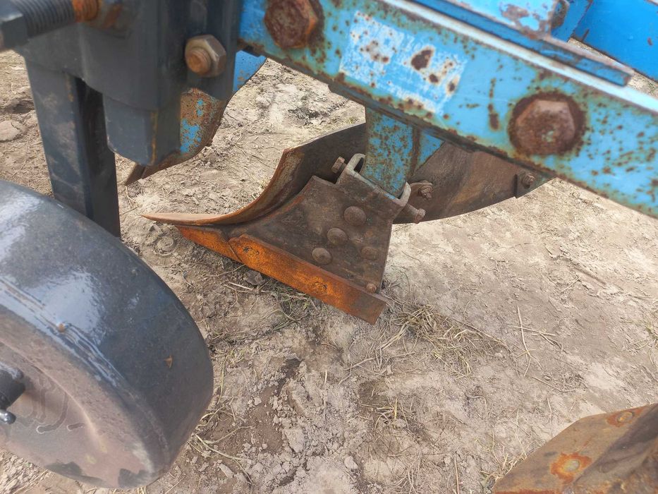 Плуг Лемкен Lemken