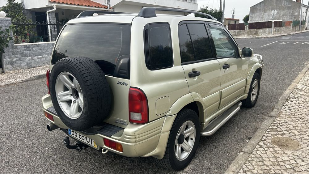 Suzuki Grand Vitara 2.0 TD - ano 2000 - 184.000 kms