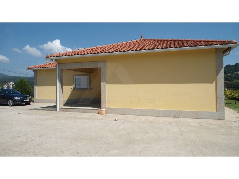 Moradia T3 em Paredes de Coura