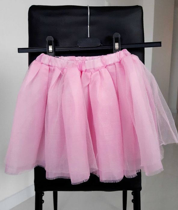 Tiulowa spódniczka z brokatem