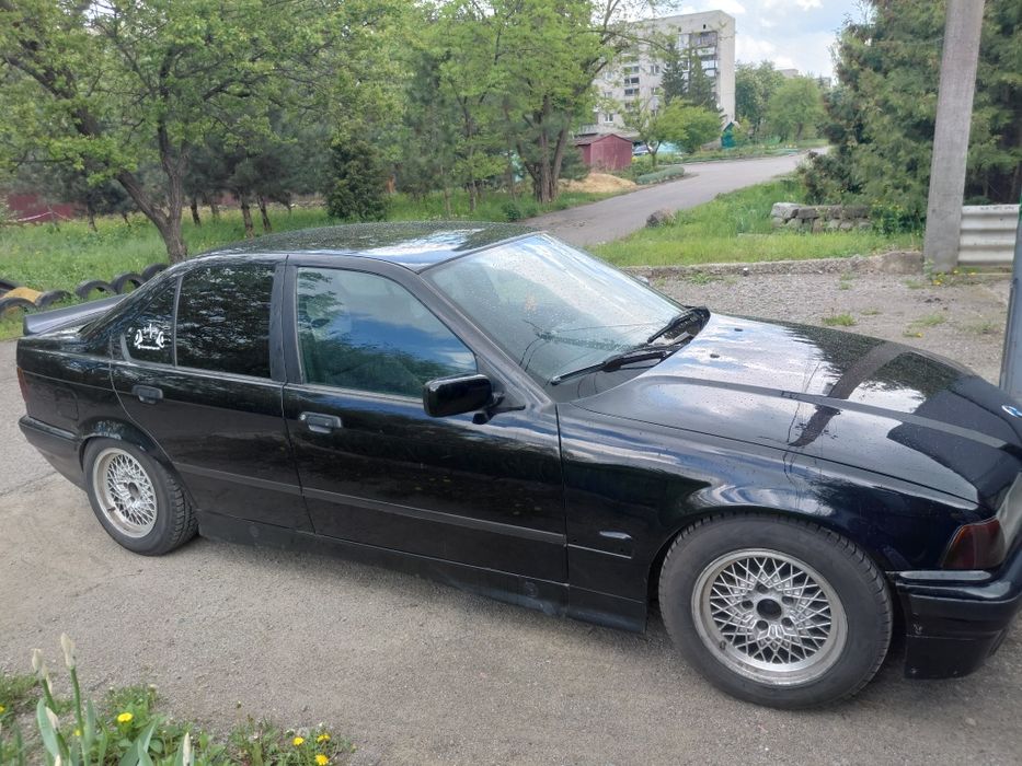 BMW e36 2л. бенз/газ. Срочно