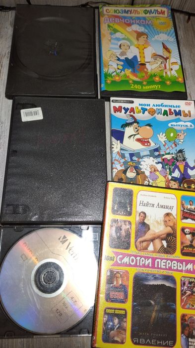 Продам диски з мультфільмами