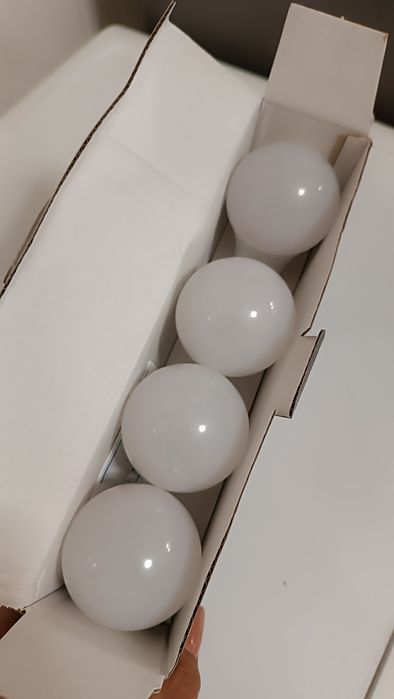 SMART LED BULB 4 pcs