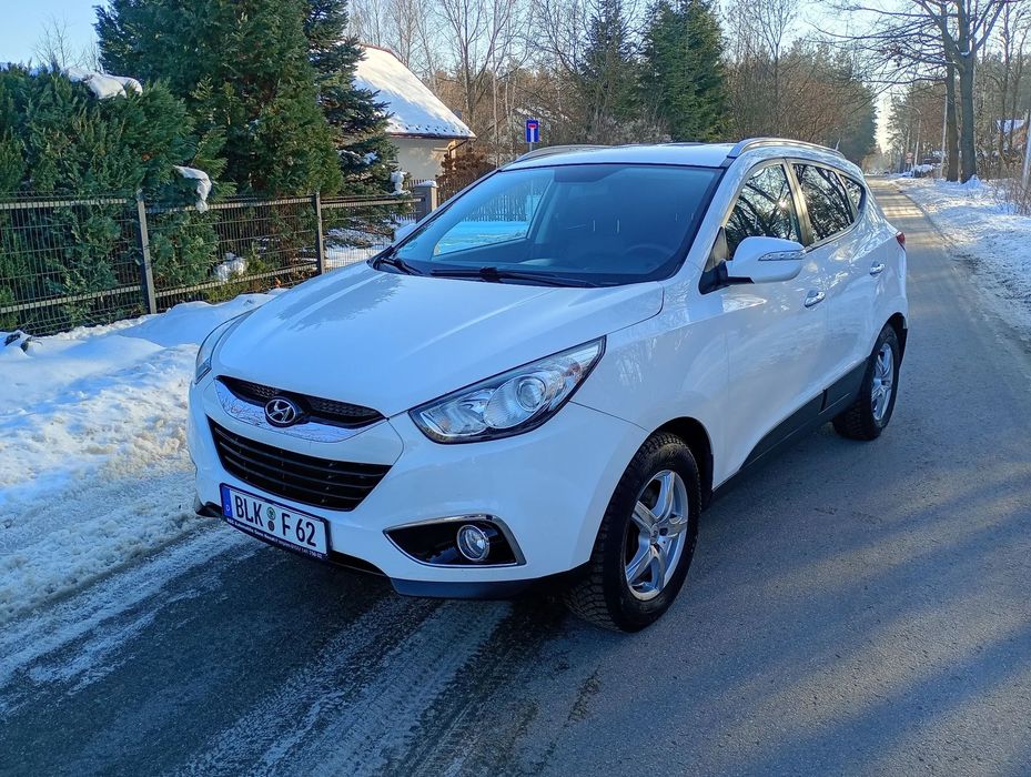 Hyundai ix35 4v4_2.0_Diesel_155_TKM_Skóra_Biały_Opłacony