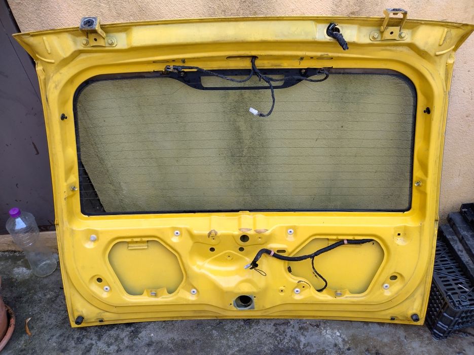 Fiat Punto 2001 + material